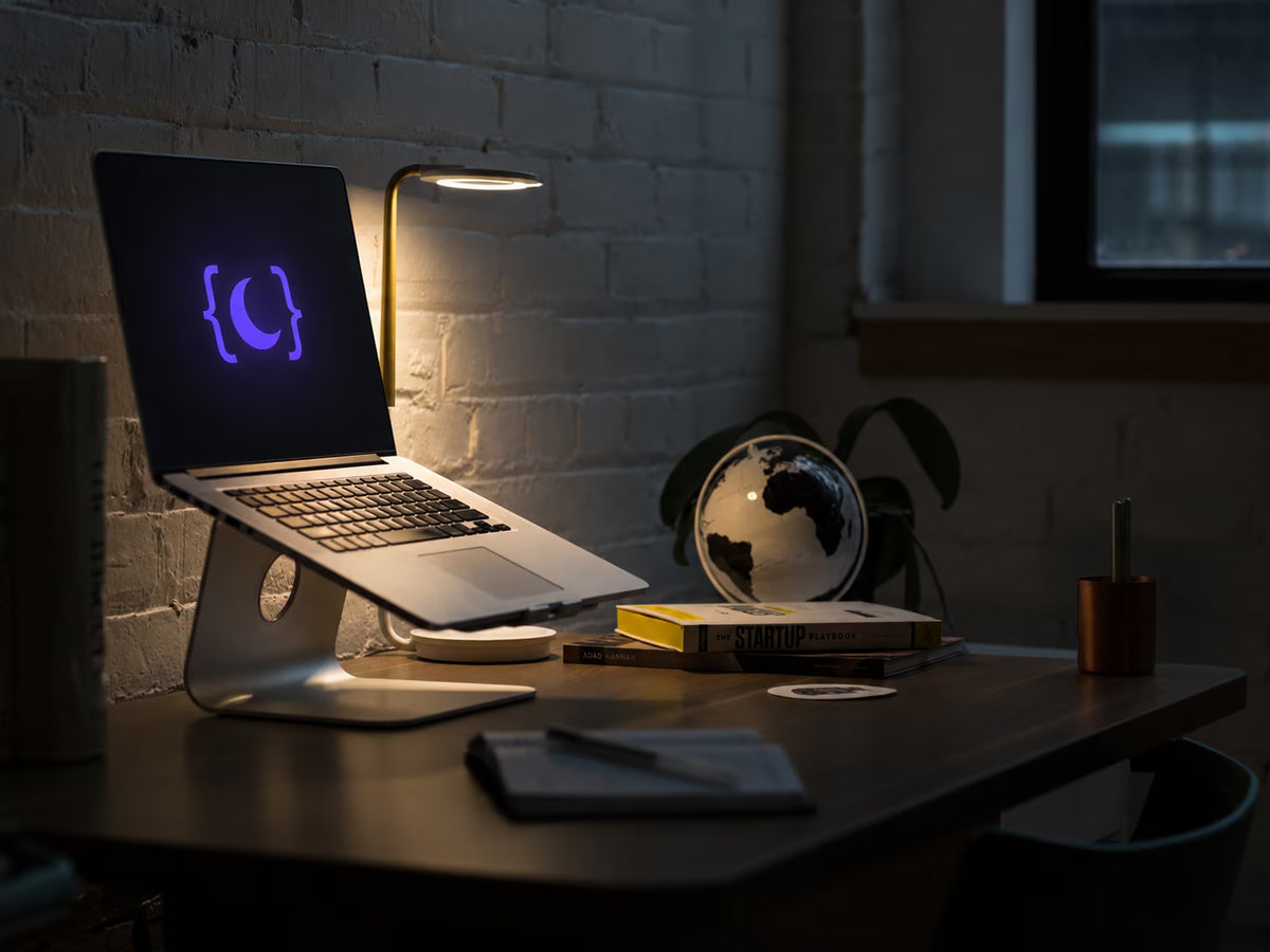tonightcode office at evening develloping projects